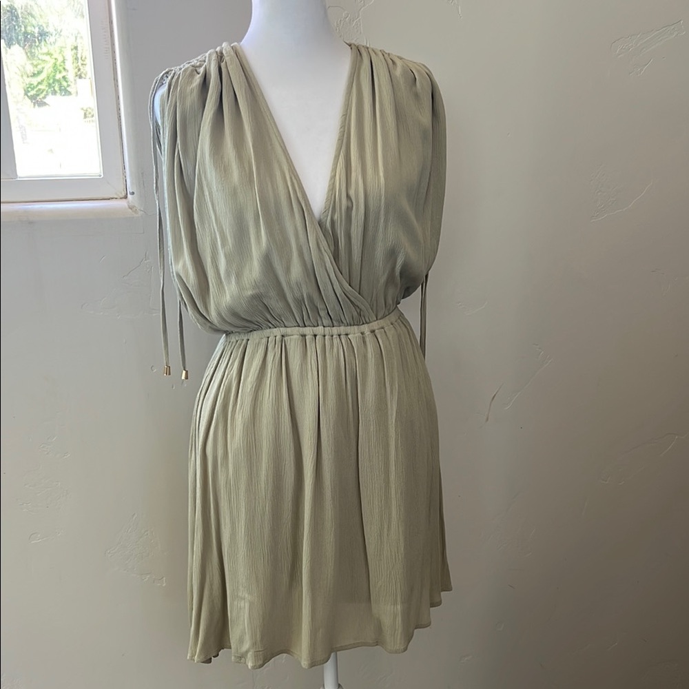 Aakaa Green Plunge Neck Pleated Mini Dress